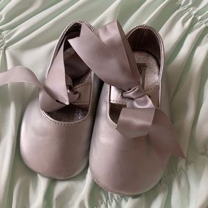 Ralph Lauren Crib Shoes baby girl 3-9 months size